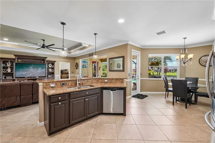 2115 Vermont Ln, Naples, Florida 34120
