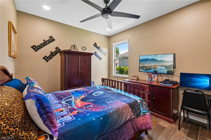 2115 Vermont Ln, Naples, Florida 34120