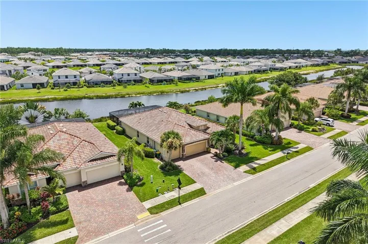 2115 Vermont Ln, Naples, Florida 34120