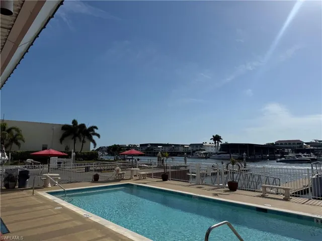 750  RIVER POINT A1-15  DR, Naples, FL 34102
