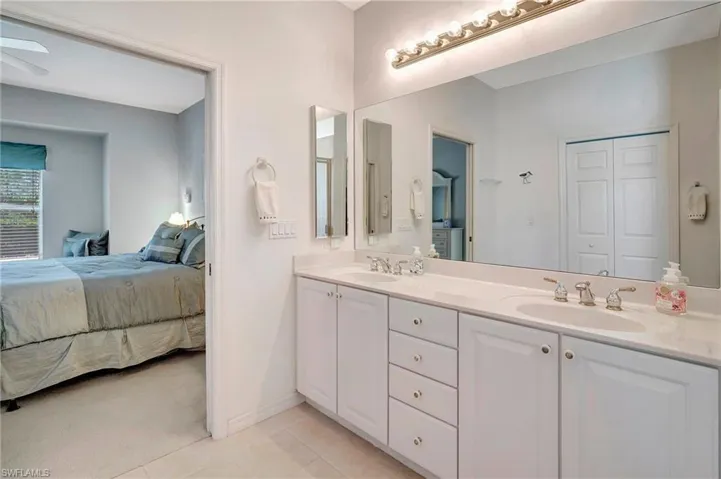 8001 Woodridge Pointe Dr, Fort Myers Fl 33912