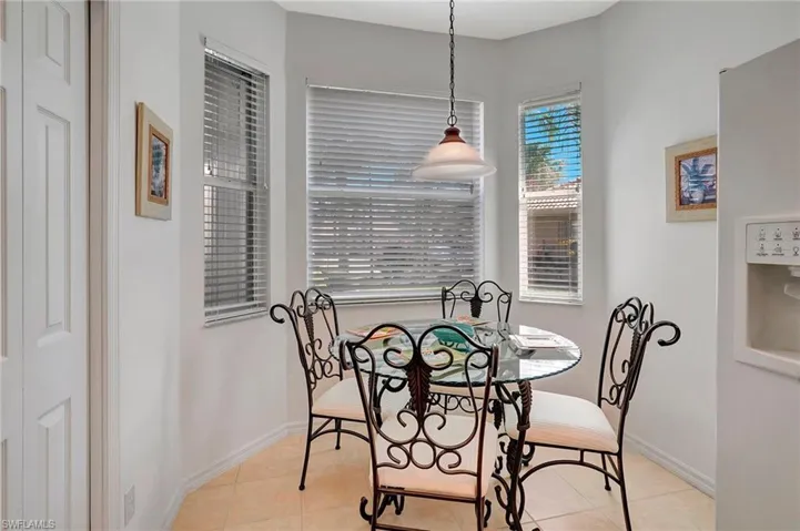 8001 Woodridge Pointe Dr, Fort Myers Fl 33912