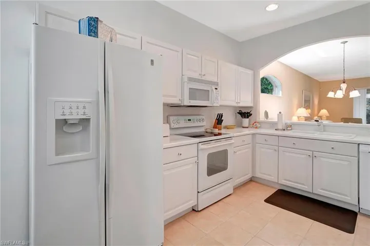 8001 Woodridge Pointe Dr, Fort Myers Fl 33912