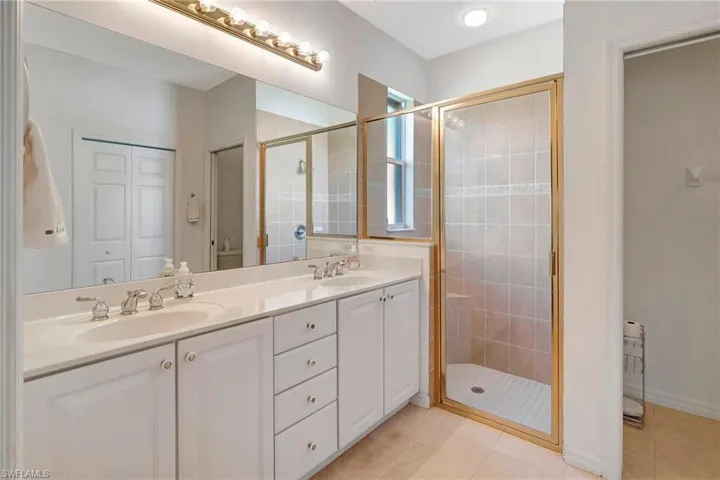 8001 Woodridge Pointe Dr, Fort Myers Fl 33912