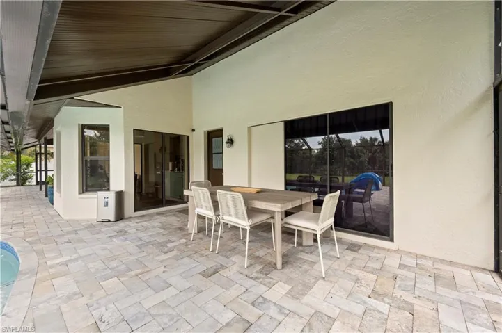 6560 Kestrel Cir, Fort Myers, Florida 33966