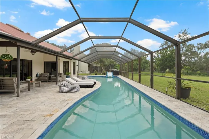 6560 Kestrel Cir, Fort Myers, Florida 33966