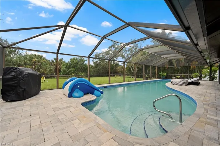 6560 Kestrel Cir, Fort Myers, Florida 33966