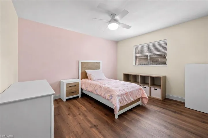 6560 Kestrel Cir, Fort Myers, Florida 33966