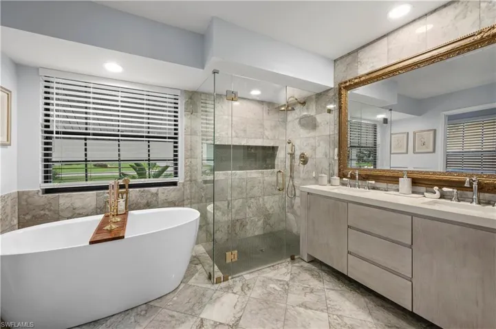6560 Kestrel Cir, Fort Myers, Florida 33966