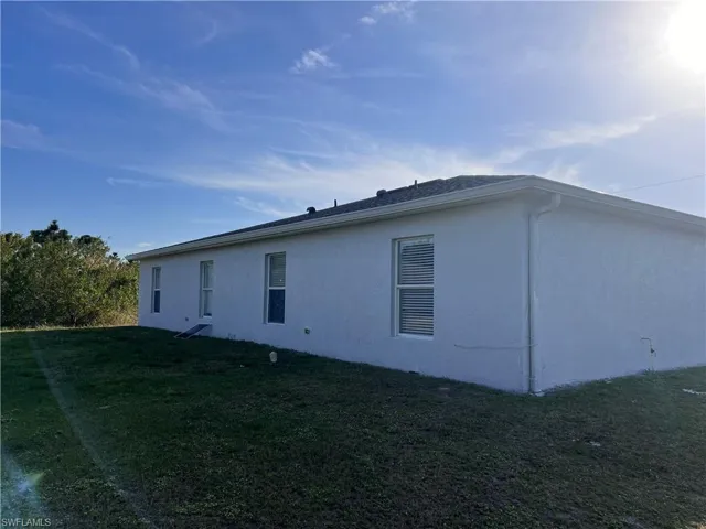 221-223  Ivan S AVE, Lehigh Acres, FL 33973