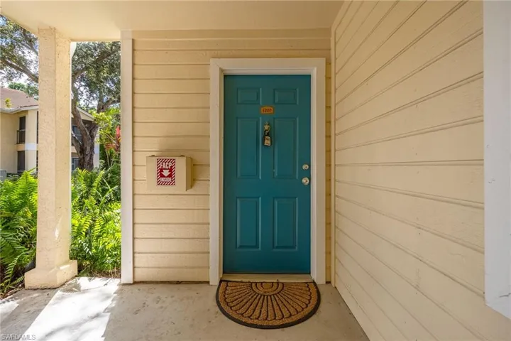 12591  Equestrian  CIR, Fort Myers, FL 33907