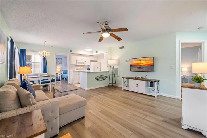 12591  Equestrian  CIR, Fort Myers, FL 33907