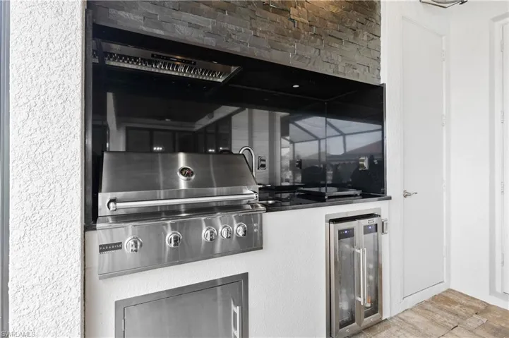 Outdoor kitchen