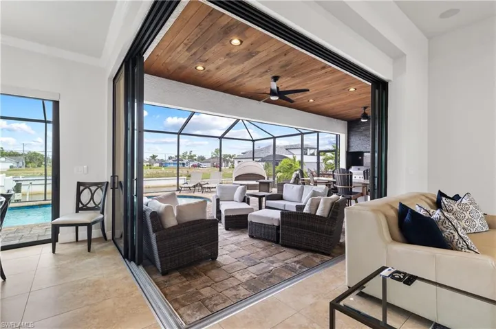90 degree sliding glass doors