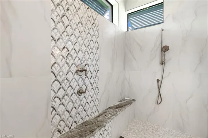 Multiple shower heads