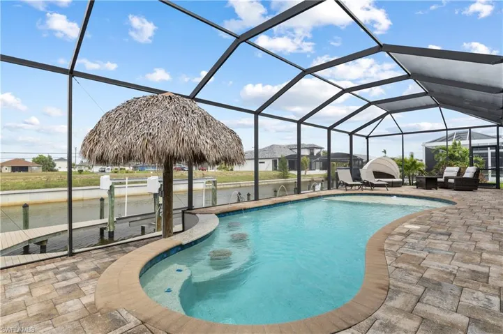 Swim up tiki bar. Cheers!