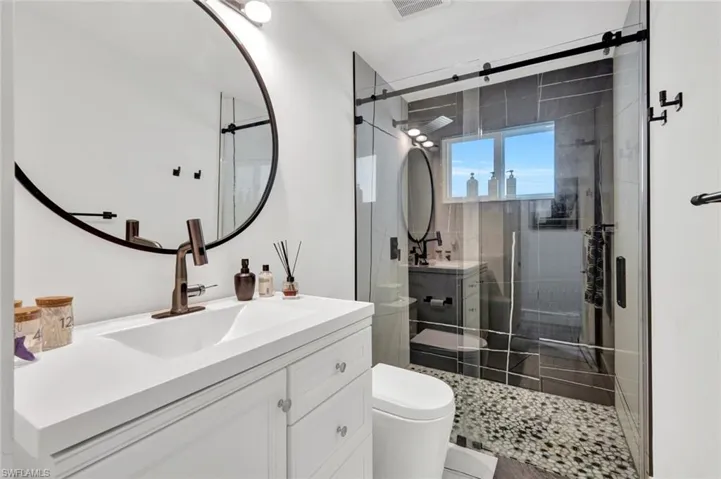 121  20th NE AVE, Naples, FL 34120