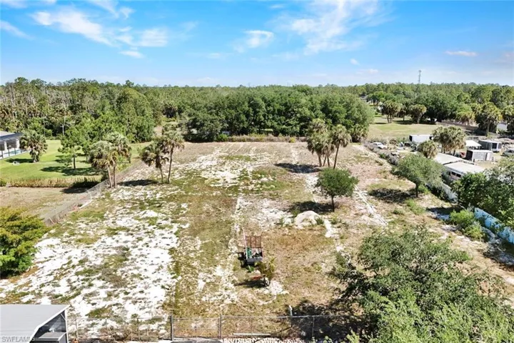 121  20th NE AVE, Naples, FL 34120