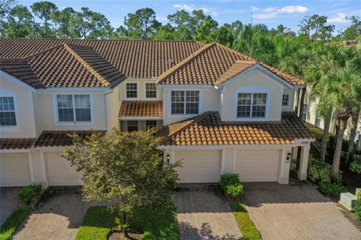 1295 Henley St # 1202, Naples Fl 34105