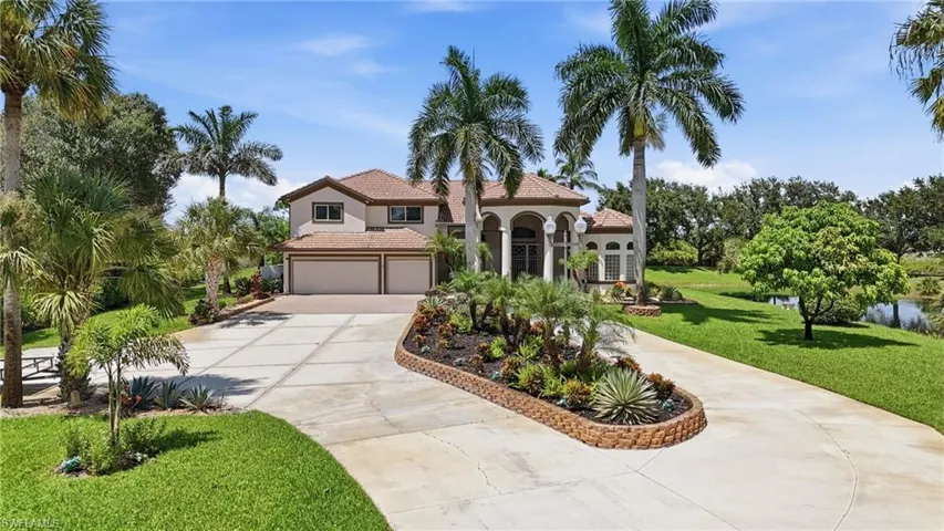 3885 52nd Ave Ne, Naples, Florida 34120