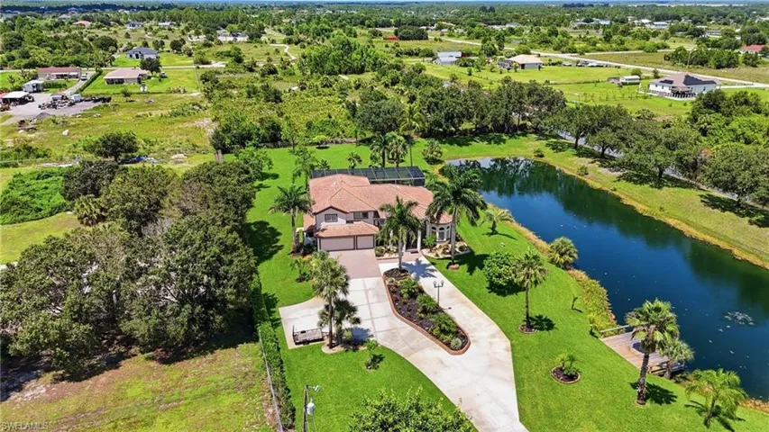3885 52nd Ave Ne, Naples, Florida 34120