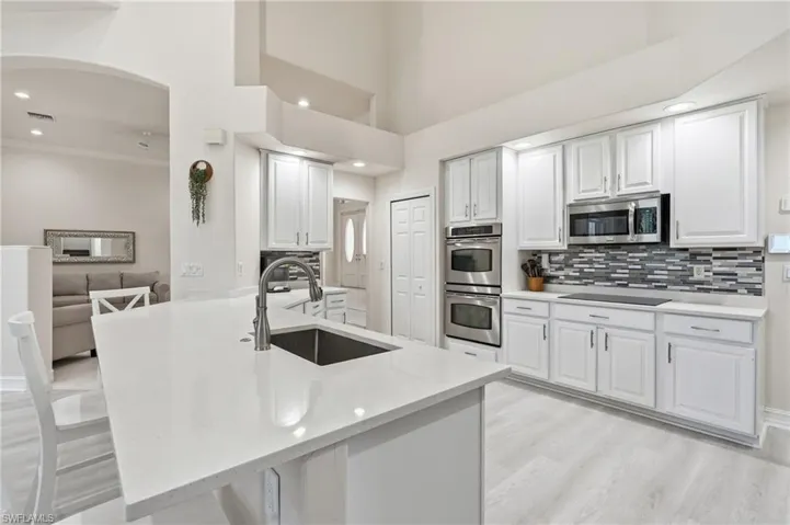 3885 52nd Ave Ne, Naples, Florida 34120