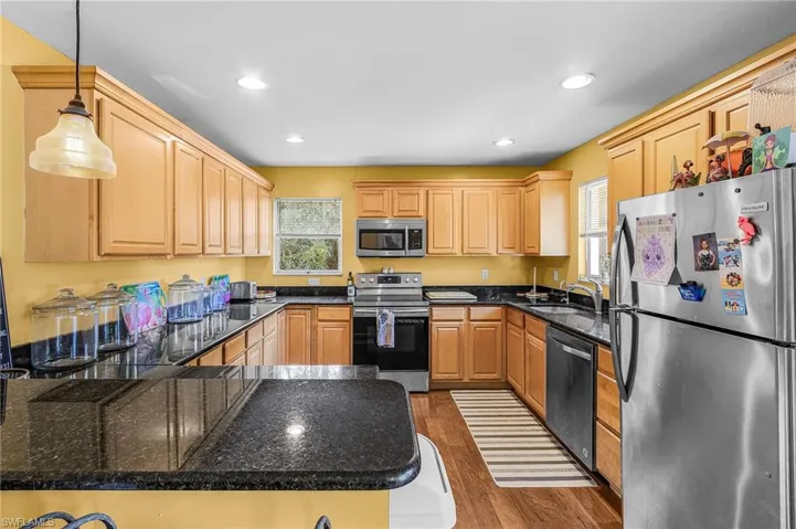4870 Hawthorn Woods Way, Naples, Florida 34116