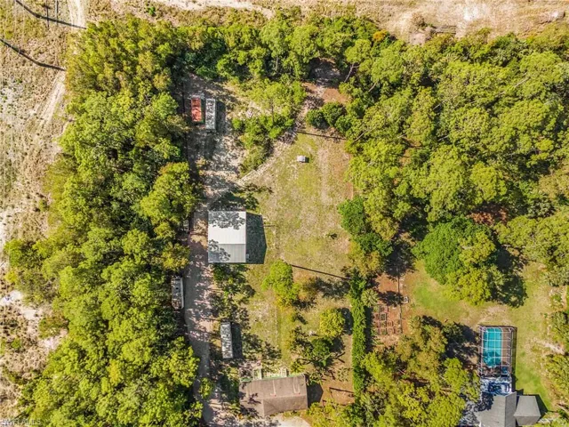 4870 Hawthorn Woods Way, Naples, Florida 34116