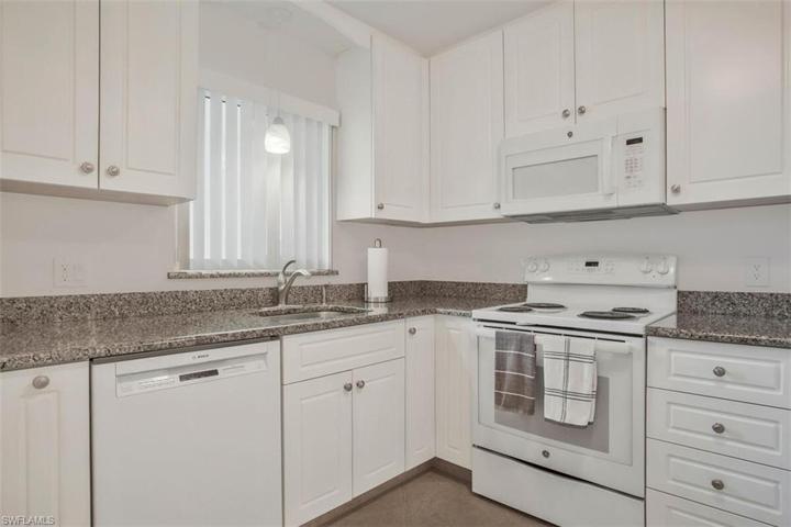 soft close tall cabinets, pull out shelf cabinet, granite tops