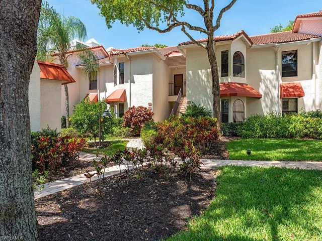611  Serendipity  DR, Naples, FL 34108
