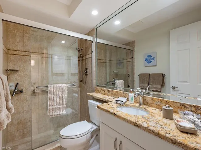 611  Serendipity  DR, Naples, FL 34108