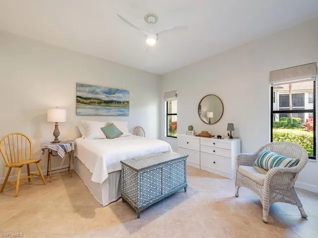 611  Serendipity  DR, Naples, FL 34108