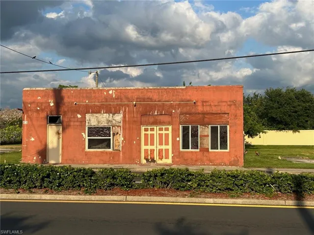 406 S 1st  ST, Immokalee, FL 34142