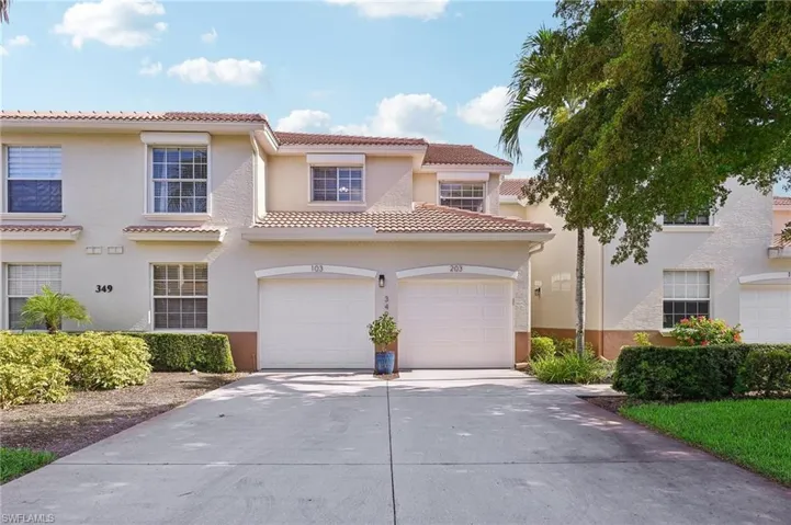 349 Dover Pl 203, Naples, Florida 34104
