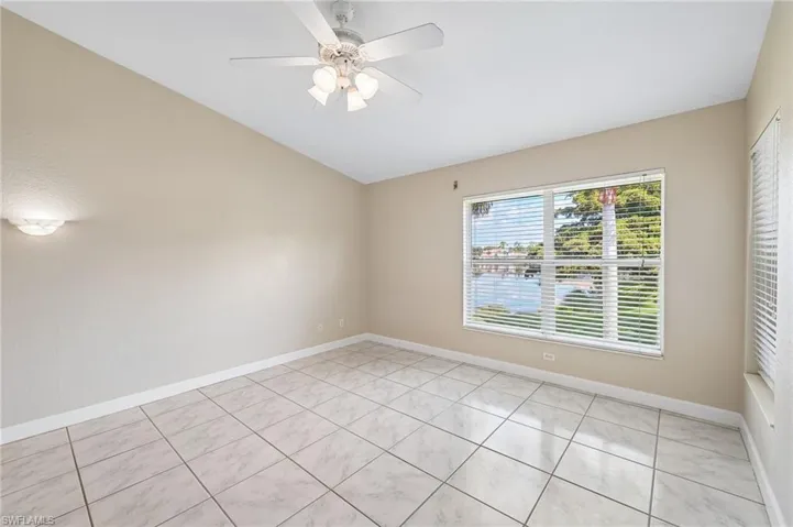 349 Dover Pl 203, Naples, Florida 34104
