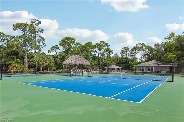 349 Dover Pl 203, Naples, Florida 34104