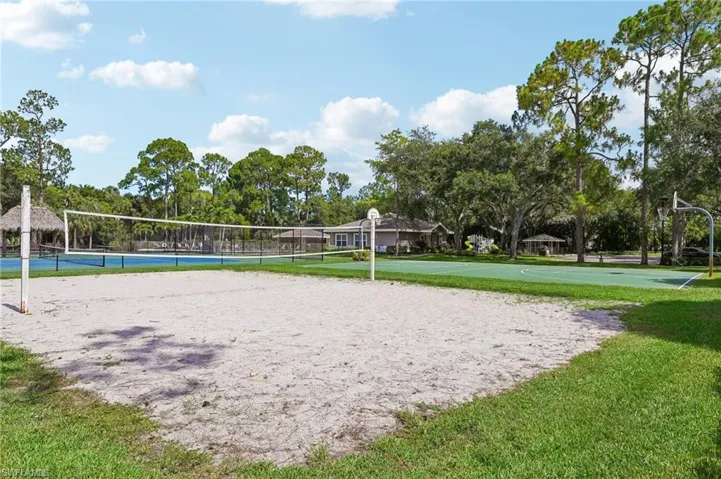 349 Dover Pl 203, Naples, Florida 34104