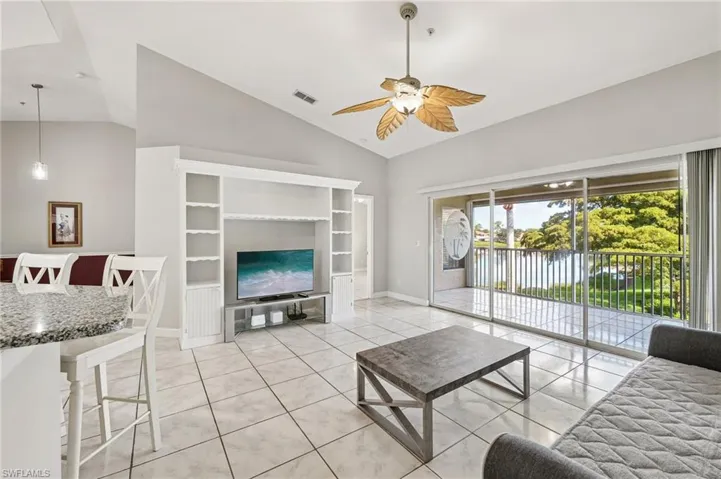 349 Dover Pl 203, Naples, Florida 34104