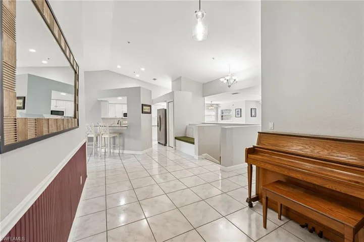 349 Dover Pl 203, Naples, Florida 34104