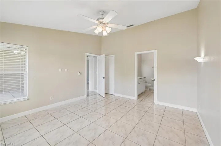 349 Dover Pl 203, Naples, Florida 34104