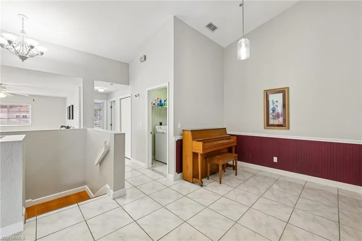 349 Dover Pl 203, Naples, Florida 34104