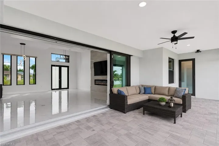 424 Sw 26th Ave, Cape Coral, Florida 33991