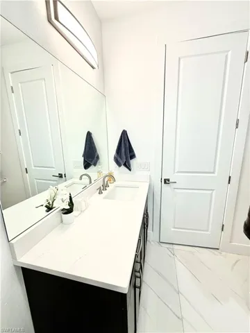 424 Sw 26th Ave, Cape Coral, Florida 33991