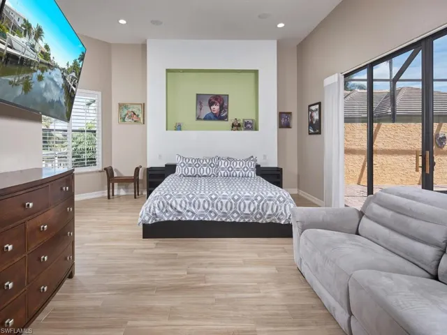 10 Anchor Ct, Marco Island, Florida 34145