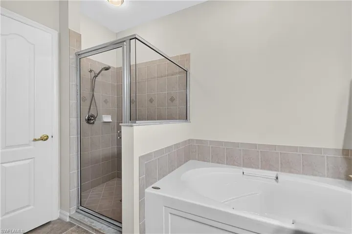 13818 Village Creek Dr, Fort Myers, Florida 33908