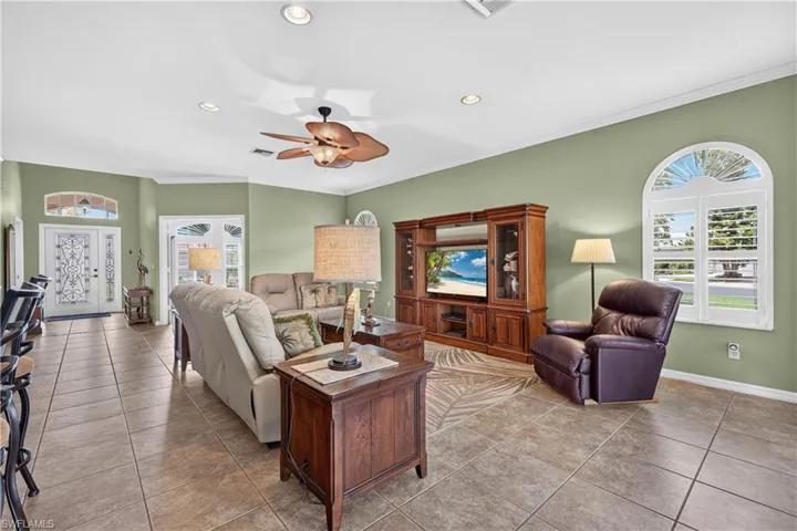 13818 Village Creek Dr, Fort Myers, Florida 33908