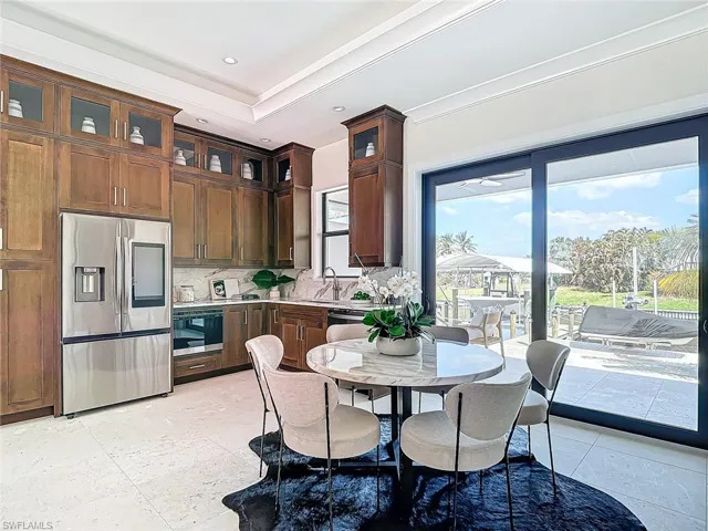 Guest quarters kitchen area which can be used as a bar area.
