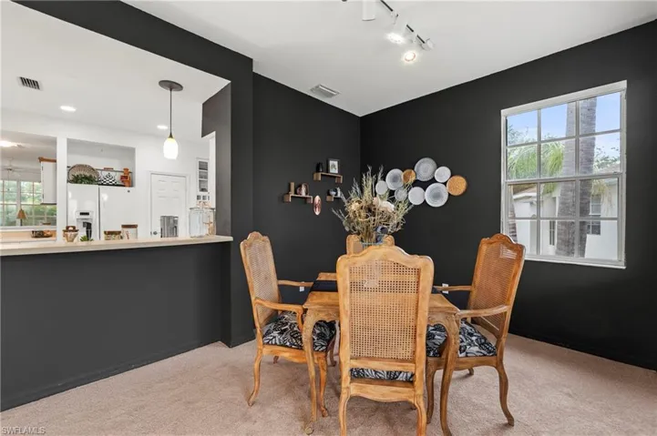 Eat in Dining Room