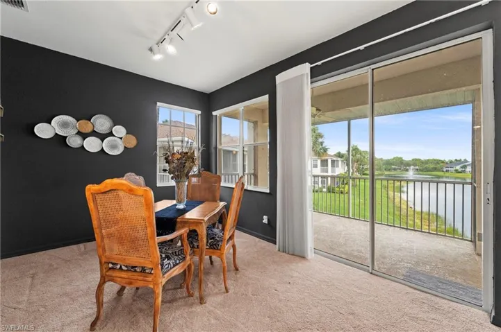 Eat in Dining Room