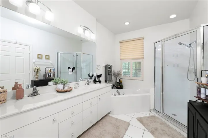 Primary with large walk in closet